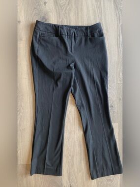 New York and Company black dress pants mid-rise, straight-leg trousers size 8